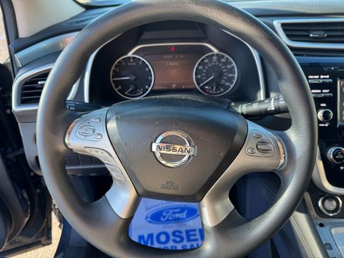 Used 2016 Nissan Murano S image 10