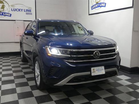 Used 2020 Volkswagen Atlas Cross Sport SE image 5
