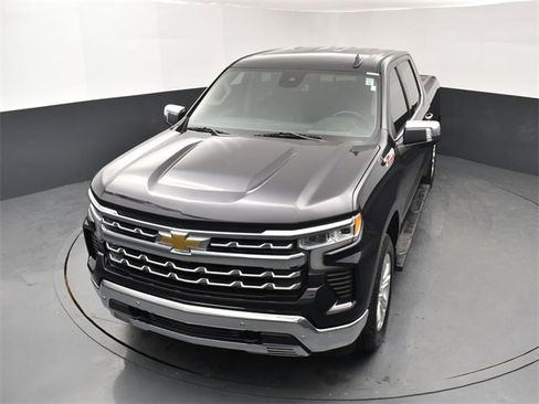 Used 2024 Chevrolet Silverado 1500 LTZ w/ LTZ Convenience Package II image 14