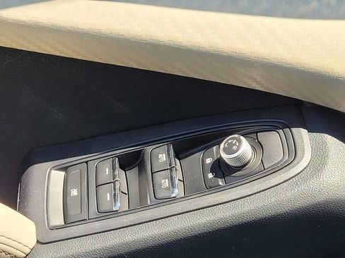 Used 2020 Subaru Ascent Premium w/ Convenience Package image 30