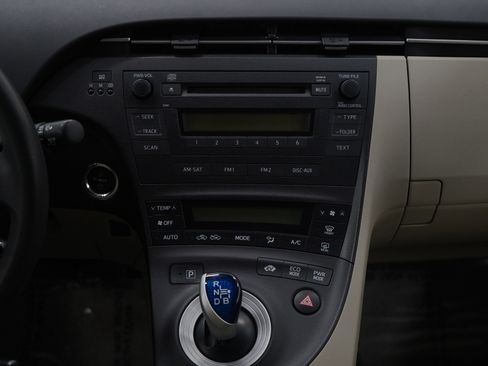 Used 2011 Toyota Prius Two image 14