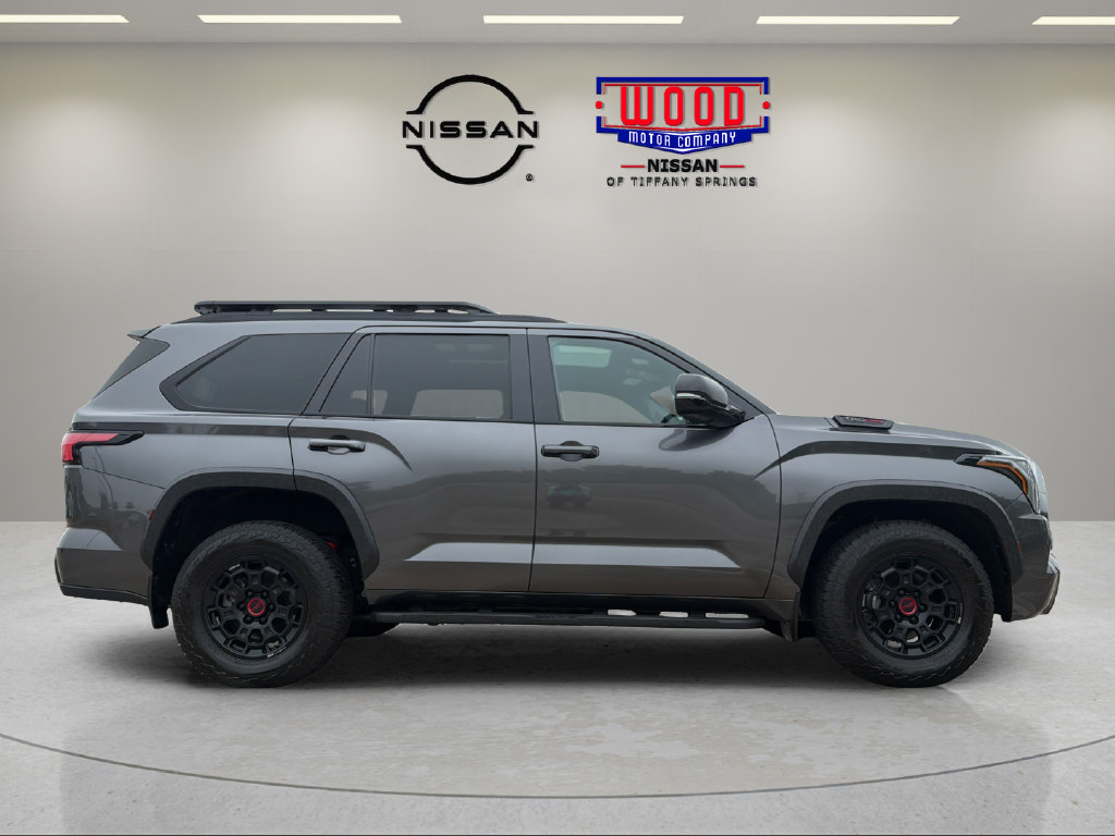 Used 2025 Toyota Sequoia TRD Pro AWD/4WD image 2