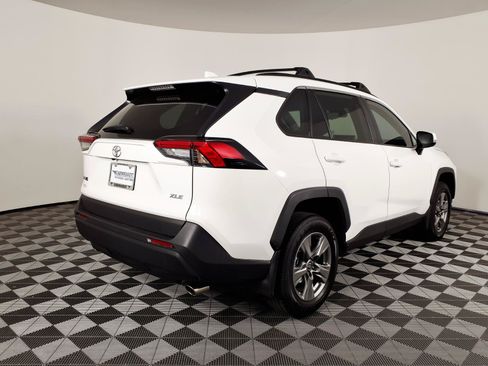 Used 2024 Toyota RAV4 XLE w/ Convenience Package FWD image 4