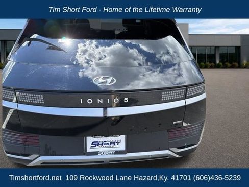 Used 2024 Hyundai Ioniq 5 SEL AWD/4WD image 7