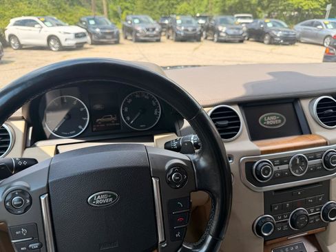 Used 2016 Land Rover LR4 HSE AWD/4WD image 31