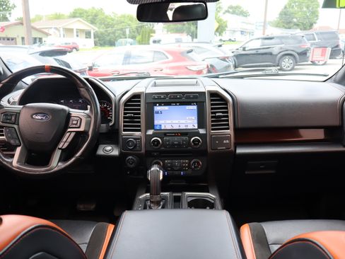 Used 2017 Ford F150 Raptor w/ Equipment Group 802A Luxury AWD/4WD image 16