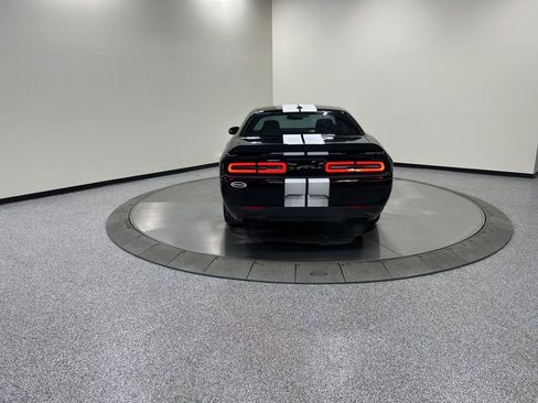 Used 2019 Dodge Challenger R/T w/ Blacktop Package image 7