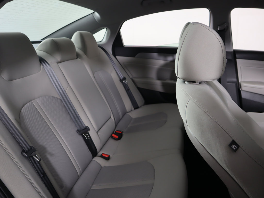 Used 2019 Hyundai Sonata SEL w/ Winter Weather Package FWD image 31