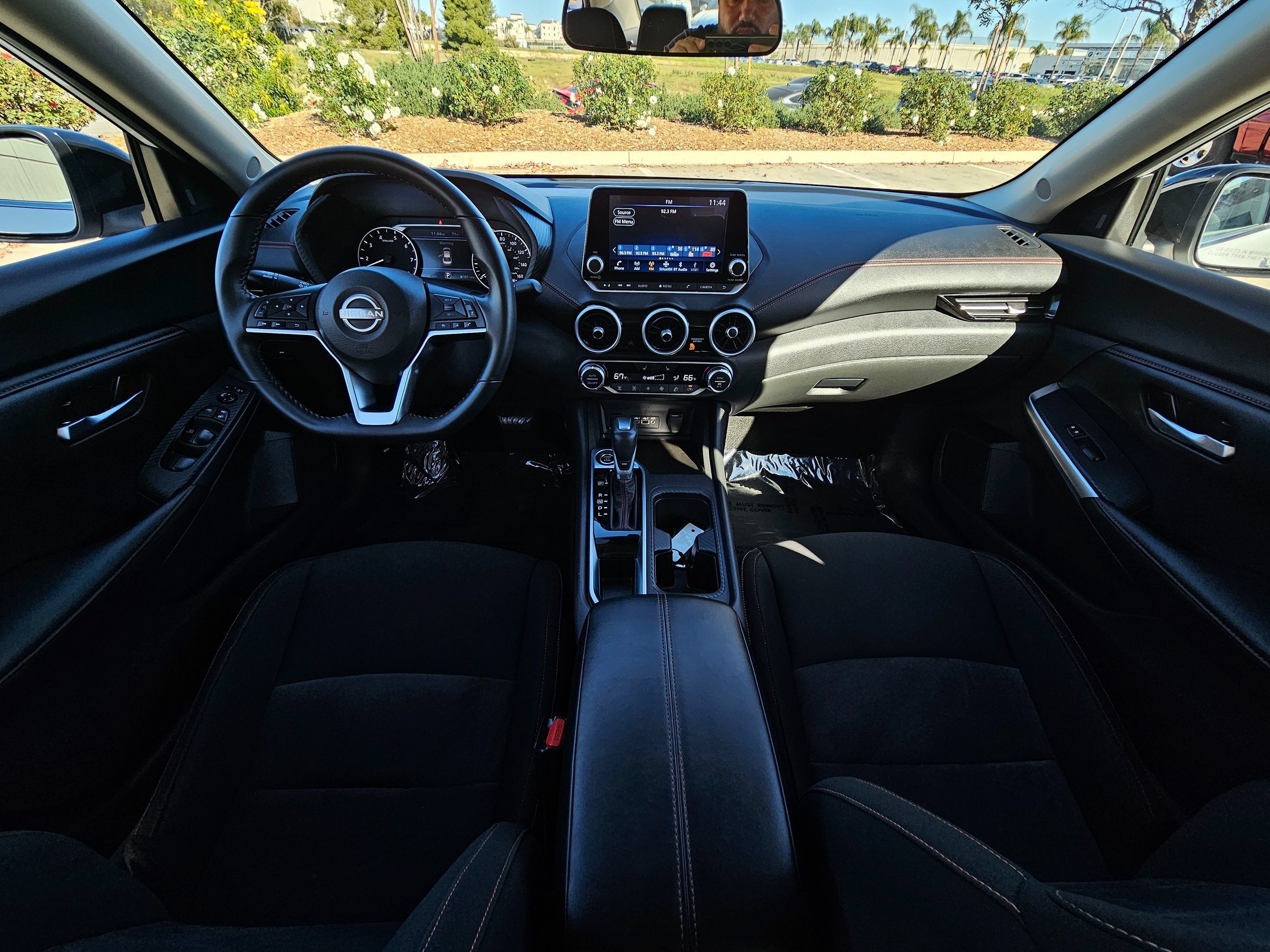 Used 2025 Nissan Sentra SR FWD image 20
