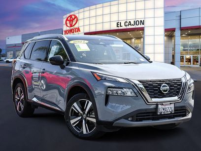 Used 2021 Nissan Rogue SL w/ Premium Package