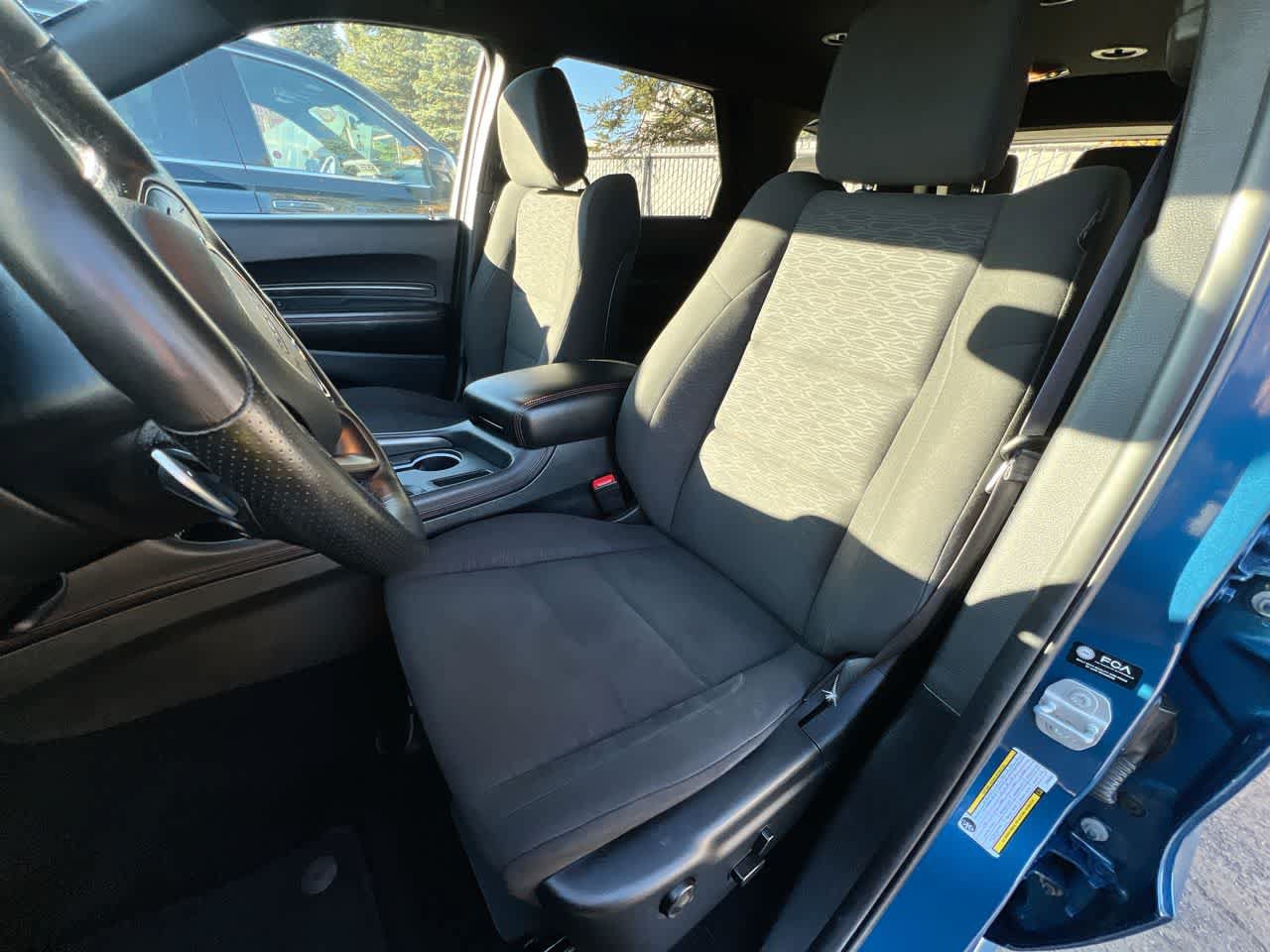 Used 2025 Dodge Durango GT AWD/4WD image 11