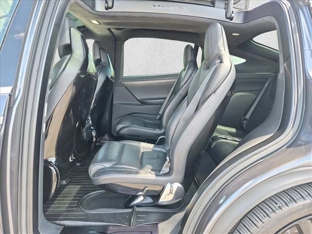 Used 2016 Tesla Model X 70D AWD/4WD image 18