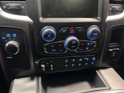 Used 2013 RAM 2500 Limited AWD/4WD image 15