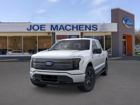 New 2025 Ford F150 Lightning Flash AWD/4WD image 4