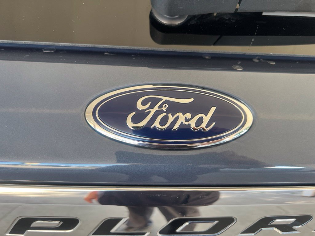 Used 2021 Ford Explorer Limited w/ Hybrid Equipment Group 310A AWD/4WD image 35