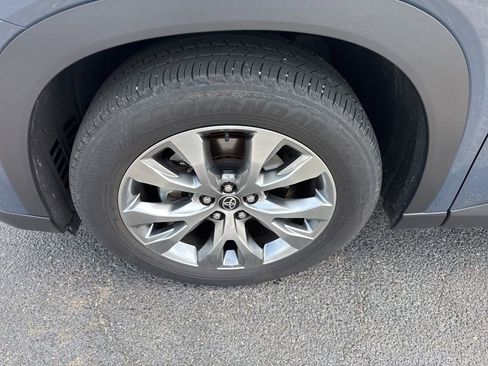 Certified 2024 Toyota Grand Highlander Limited image 5