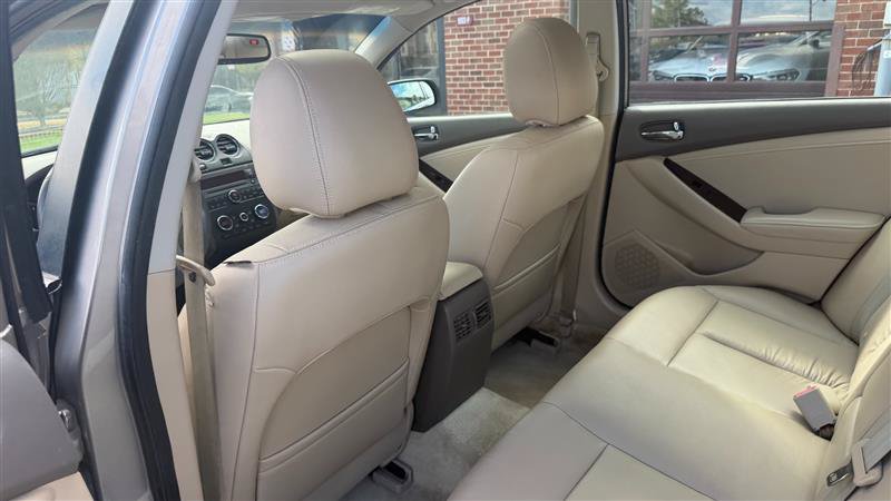 Used 2012 Nissan Altima 2.5 SL w/ 2.5SL Pkg FWD image 19
