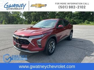 Used 2025 Chevrolet Trax LT w/ LT Convenience Package FWD video 1