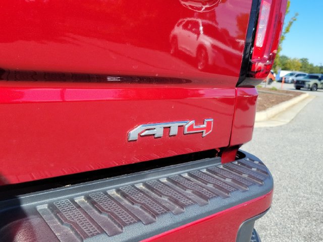 Used 2024 GMC Sierra 1500 AT4 w/ Technology Package AWD/4WD image 29