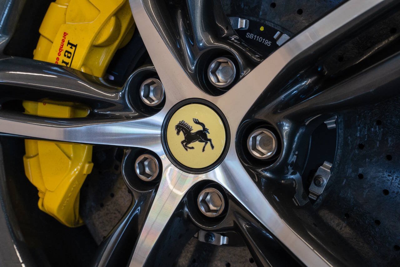Used 2026 Ferrari 296 GTS RWD image 11
