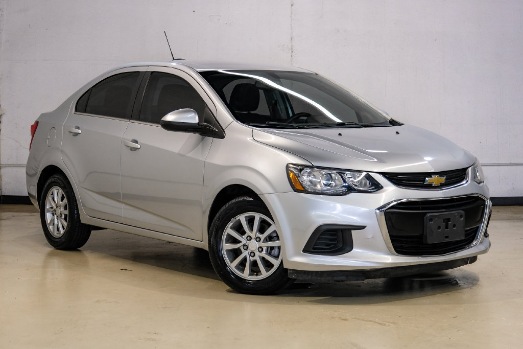 Used 2020 Chevrolet Sonic LT FWD image 6