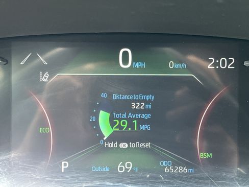 Used 2024 Toyota RAV4 XLE FWD image 11