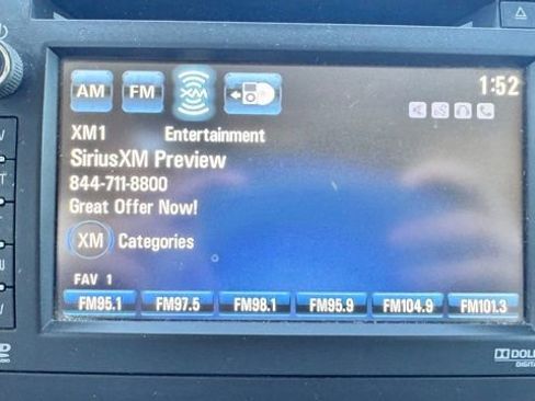 Used 2013 Chevrolet Suburban LTZ image 30