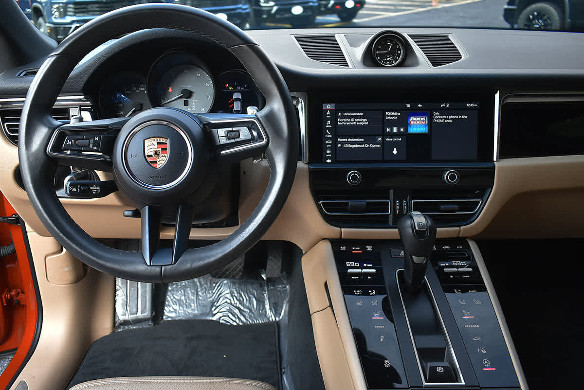 Used 2024 Porsche Macan S AWD/4WD image 22