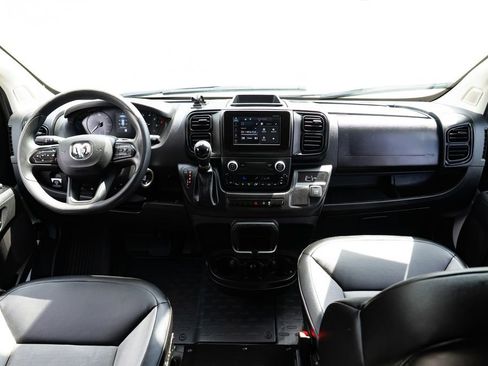 Used 2023 RAM ProMaster 2500 FWD image 8