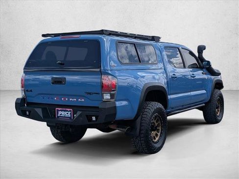 Used 2018 Toyota Tacoma TRD Pro AWD/4WD image 5