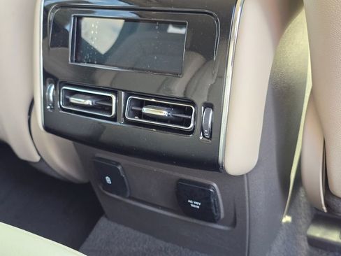 Used 2020 Lincoln Aviator Reserve RWD image 33