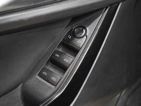 Used 2025 Chevrolet Equinox LT image 19