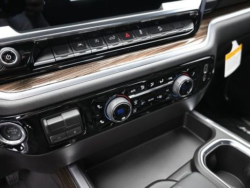 New 2026 Chevrolet Silverado 1500 LT Trail Boss w/ LPO, Dark Essentials Package image 32