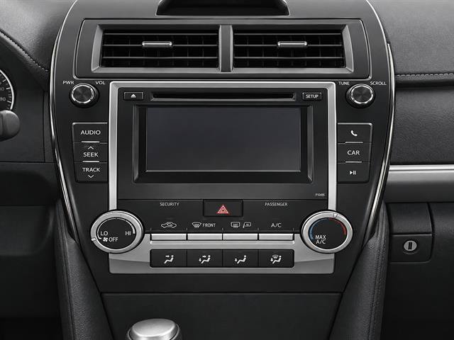 Used 2012 Toyota Camry SE FWD image 9
