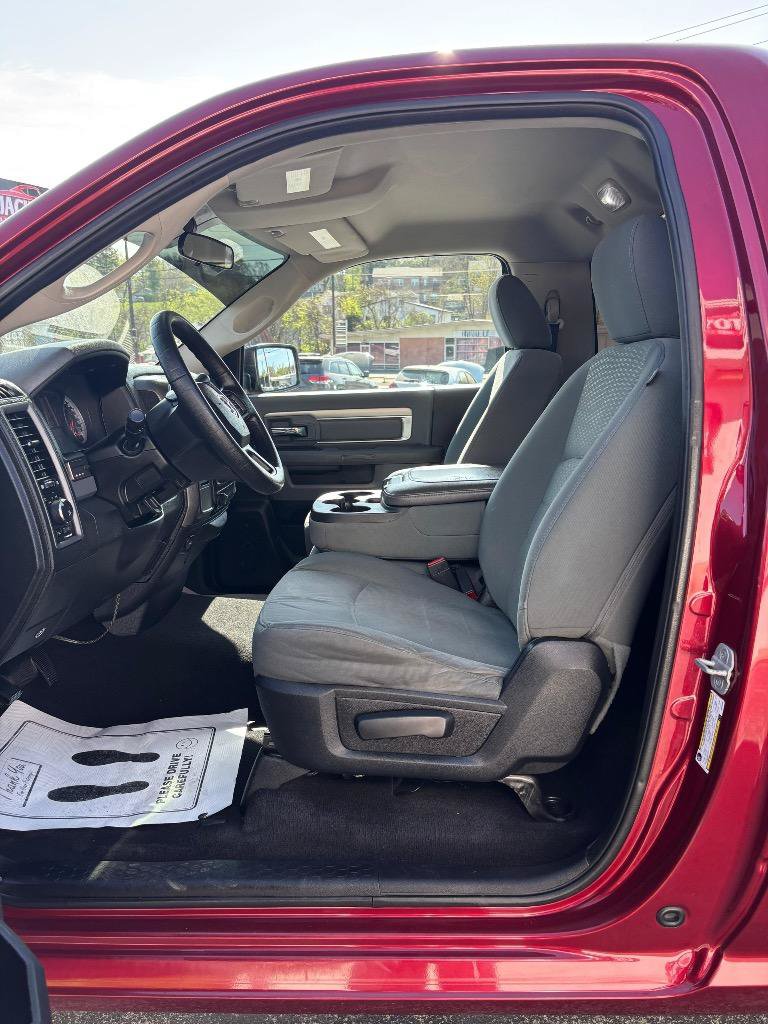 Used 2013 RAM 1500 Express RWD image 18