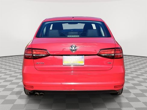 Used 2018 Volkswagen Jetta Wolfsburg Edition image 6