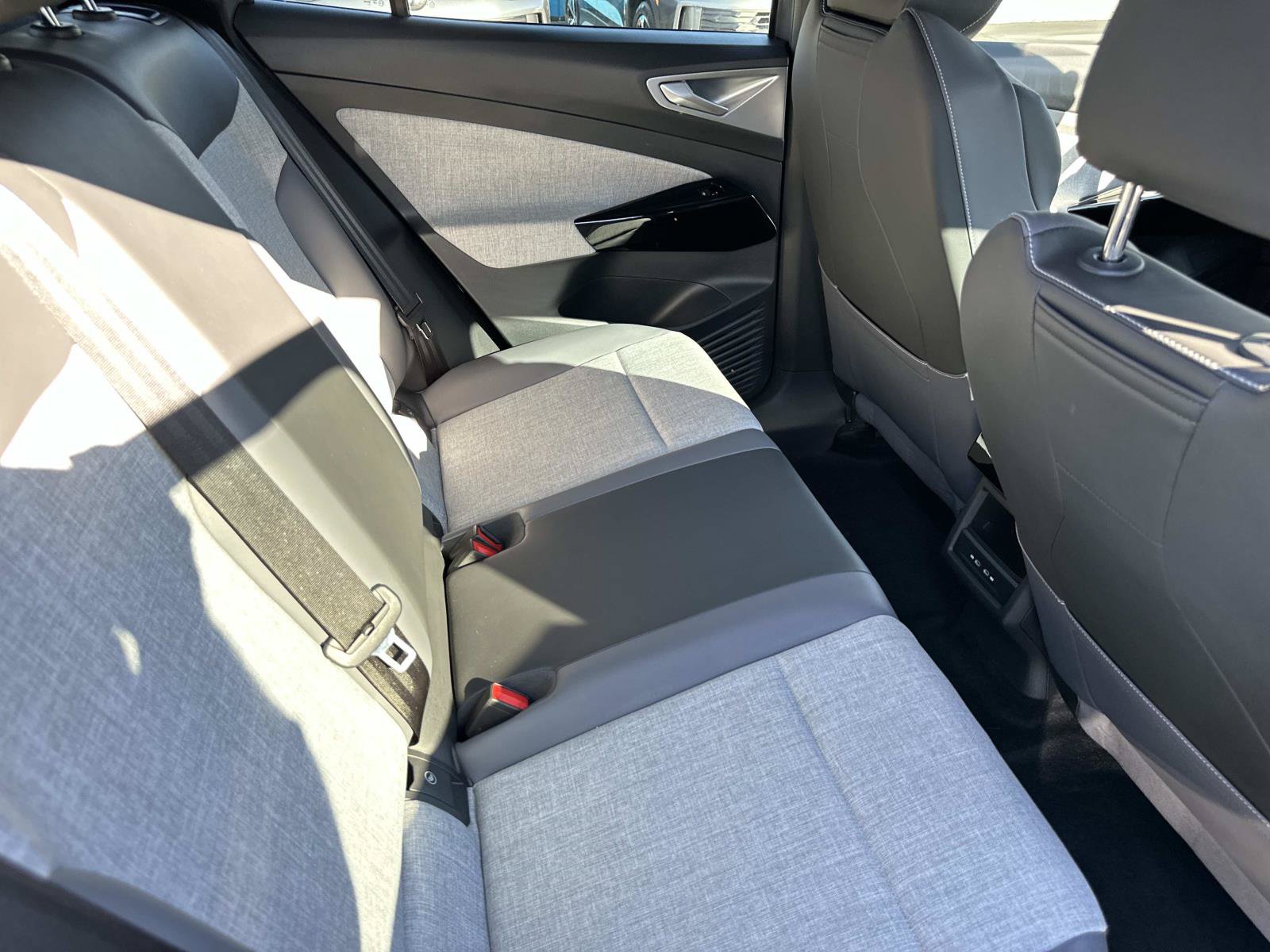 Certified 2023 Volkswagen ID.4 Pro RWD image 25