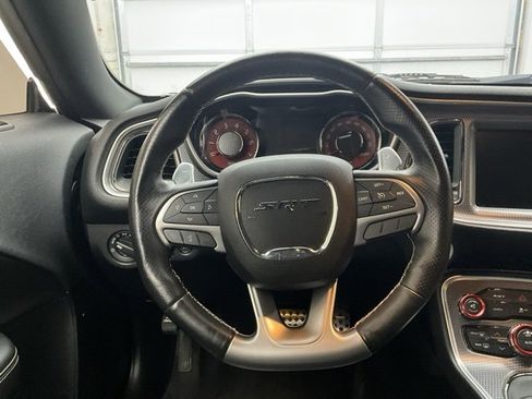 Used 2016 Dodge Challenger SRT Hellcat image 8