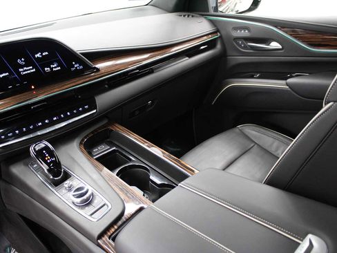 Certified 2024 Cadillac Escalade ESV Premium Luxury w/ LPO, Floor Liner Package image 34