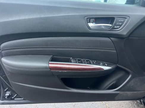 Used 2015 Acura TLX w/ Technology Package image 10