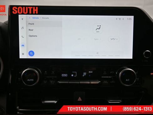 Used 2023 Toyota Highlander Limited AWD/4WD image 17