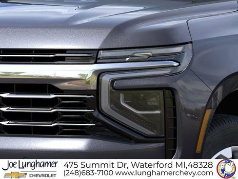 New 2026 Chevrolet Suburban LT image 10