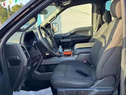 Used 2019 Ford F150 XLT w/ Equipment Group 302A Luxury AWD/4WD image 17