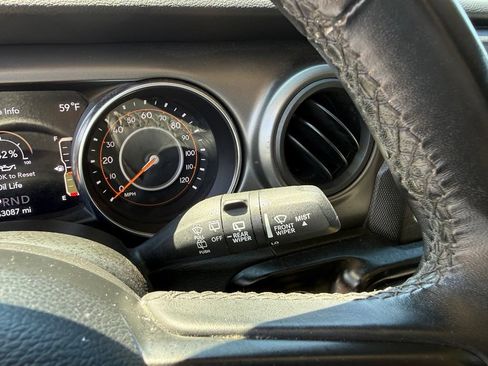 Used 2022 Jeep Wrangler Unlimited Sport AWD/4WD image 29