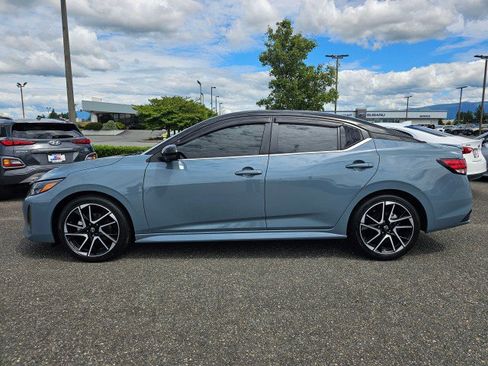 Used 2024 Nissan Sentra SR w/ SR Premium Package FWD image 6