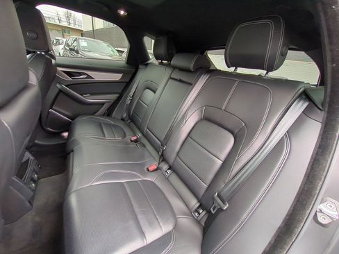 Used 2024 Jaguar F-PACE R-Dynamic S image 25