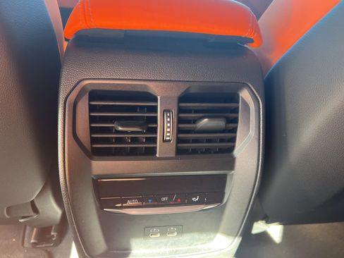 Used 2024 BMW M3 Competition w/ Executive Package image 10