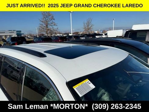 New 2025 Jeep Grand Cherokee L Laredo image 7