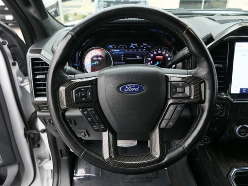 Used 2022 Ford F250 Lariat w/ Lariat Ultimate Package AWD/4WD image 27