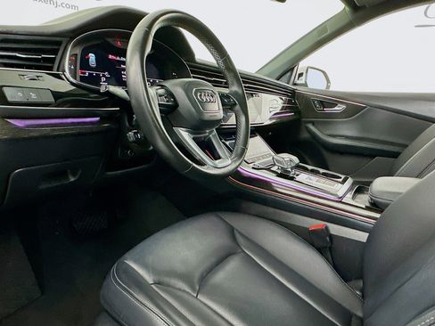 Used 2022 Audi Q8 Premium Plus w/ Premium Plus Package image 7